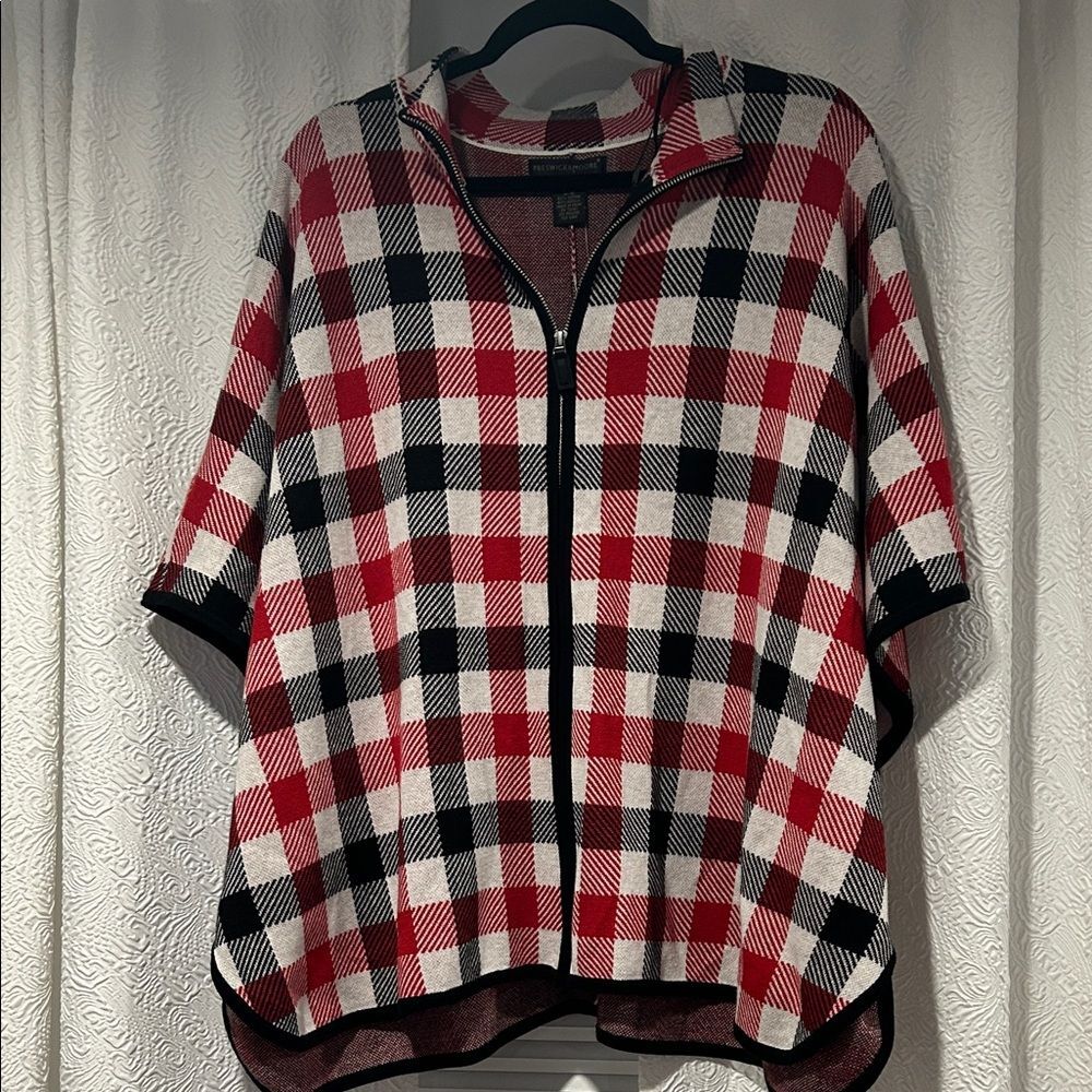 Preswick & Moore NWT Red and Black Plaid Poncho Shawl Cape Front Zip Small/Med